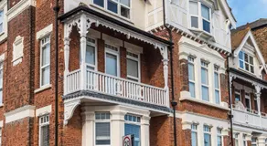 Carlton Lodge, Two bedroom apartment with parking space - Image 5