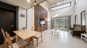 Yeonorang Park Pool Villa in Pohang - Image 4