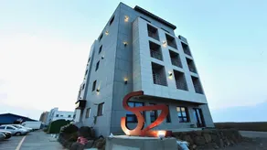 HOTEL52 - Image 5