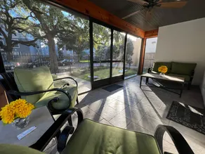 MyCrib Houston Hostel - Image 4