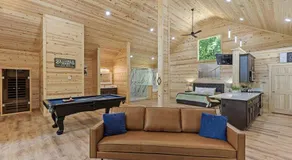 Ultimate Couples Retreat w Fenced Yard for Pet - Image 3