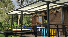 Cabaña tipo glamping en finca cafetera con zonas verdes, avistamiento de aves, paisaje cafetero - Image 3