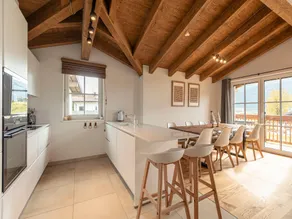Luxurious chalet with sauna near the bathing lake - Image 3