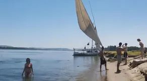 sailboat - Image 4