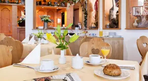 Hotel Hubertus - Image 2