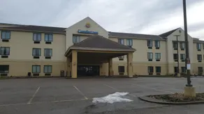 Cambridge Inn by Capital O near I-70 I-77 - Image 5
