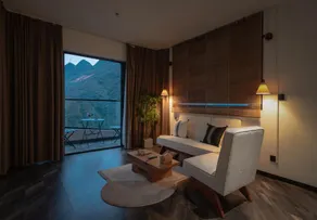 Yuanfu Xiadu Bridge Canyon Resort, Huangguoshu - Image 2