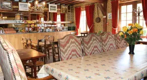 Golf Hotel - Image 5