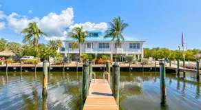 Sea View and Sunrise Top Floor Ocean Pointe 2412 - Image 3