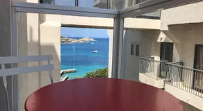 Apartments by Sliema promenade and beach - Image 3