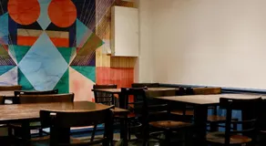 Plug Inn Montmartre Hostel - Image 4