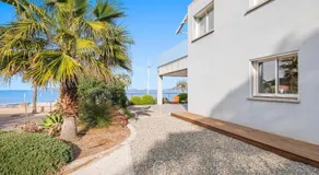 Villa Antoine Appartement RDJ Vue mer CLiM Wifi parking plage 50m La Garonne - Image 4
