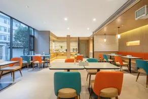 Hanting Hotel Lijiang Ancient Town Xianghe Commercial Plaza - Image 3