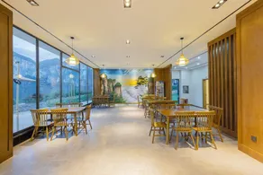 on the Hotel in Enshi Yunya - Image 3