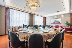 New Silk Road International Hotel - Image 3
