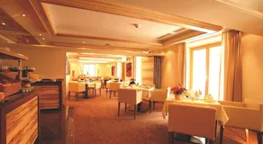 Hotel Garni Muttler Alpinresort & Spa - Image 3