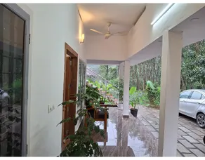 Crystal Riverview Homestay - Image 5