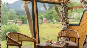 StayVista at Suroor with Central Heating in Tangmarg - Image 4