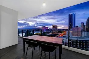 2bedroom beach resort apartment, broadbeach - Image 3