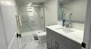 Modern 2BR Suite Private Entrance Parking New - Image 2