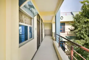 OYO 66847 Hotel Utsav By Arn Group - Image 4