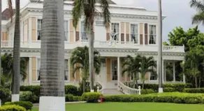 Cozy Deluxe 2BR Kensington New Kingston - Image 2
