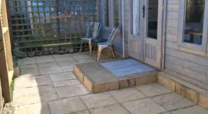 Bay Stay - Image 5