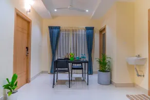 Mcity Elite Suites - Image 4