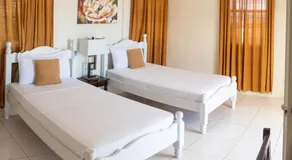 St. James Guesthouse - Image 2