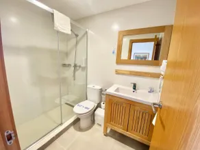 Bluewater Hotel - Image 2