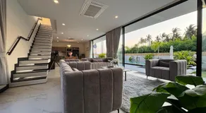 Luxury Beachfront Pool Villa in Koh Phangan 2BR, Direct Beach Access - Image 3