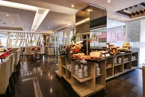 Platinum Adisucipto Hotel & Conference Center - Image 4