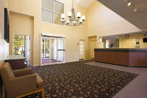 Hawthorn Suites by Wyndham Philadelphia Airport - Image 4