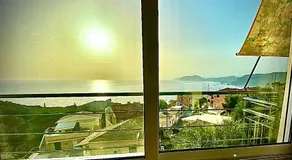 Janos Seaview House - Image 5
