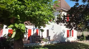 Country B&B - Image 4