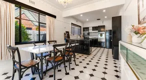 3 Bedrooms By The Lake, Top Location - Image 3