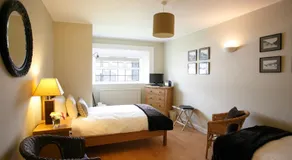 Margaret's Cottage B&B - Image 2