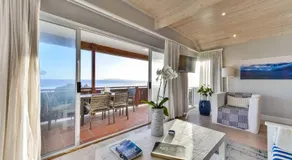 Singing Kettle Beach Lodge - Image 2