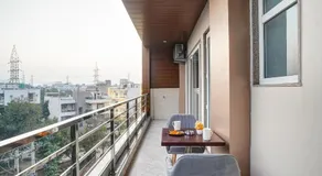 Hotel Durbar Medanta Medicity - Image 4