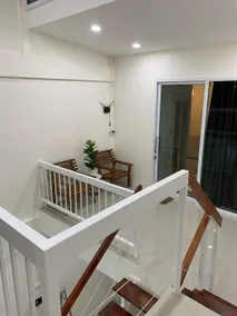 33 House - Image 5