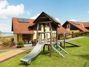 Beautiful Holiday Home With Terrace - Image 5