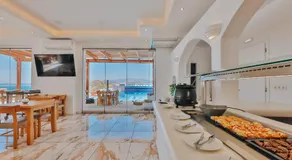 Naxos Grand Hotel - Image 4