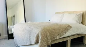 #106a Modern Rugby Studio - Sleep up to 2 - 5 mins to Rugby School - "Perfect for Contractors and Couples - Free street parking" - Image 4