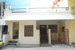Le White Town Villa - Image 2