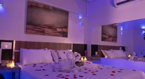 Inpassion Motel - Image 3