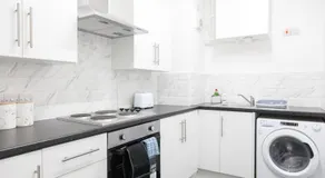 Tigris - Cosy Studio Apartment by Traboule Properties Ltd - Image 2