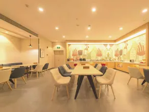 Hanting Hotel Wuxi Donggang Hongdou Wanhua City - Image 3