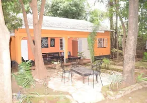 Mountainview Backpackers Kisumu - Image 3
