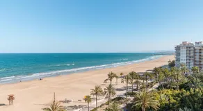 Big apartment at beach with terrace - Image 5