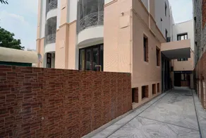 Collection O Royal Residency S30 - Image 2